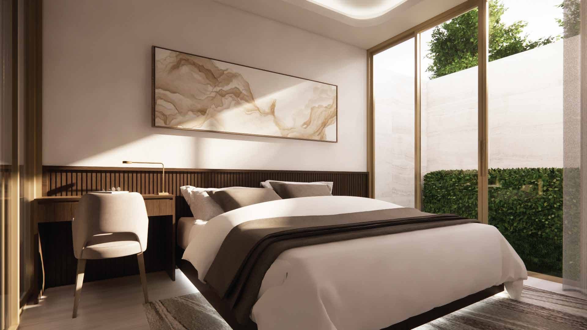 Ground-floor bedroom with garden view